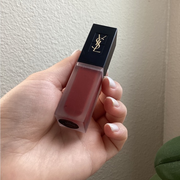 YSL TATOUAGE COUTURE VELVET CREAM LIPSTICK - Picture 3 of 3
